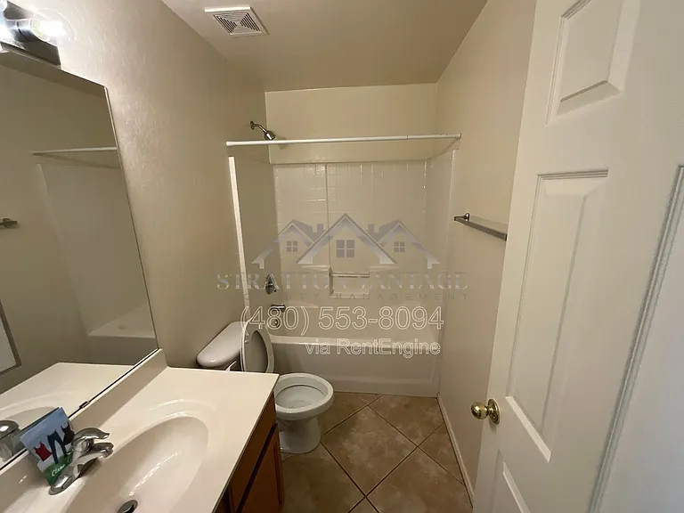 15962 W Acapulco Ln — Photo 10