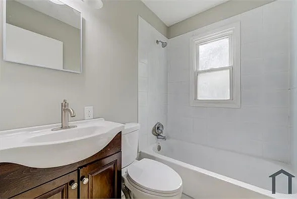 3 bed, 840 sqft, $1,650 — Photo 3