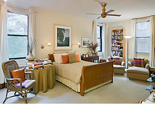 Sold by Corcoran | media 14