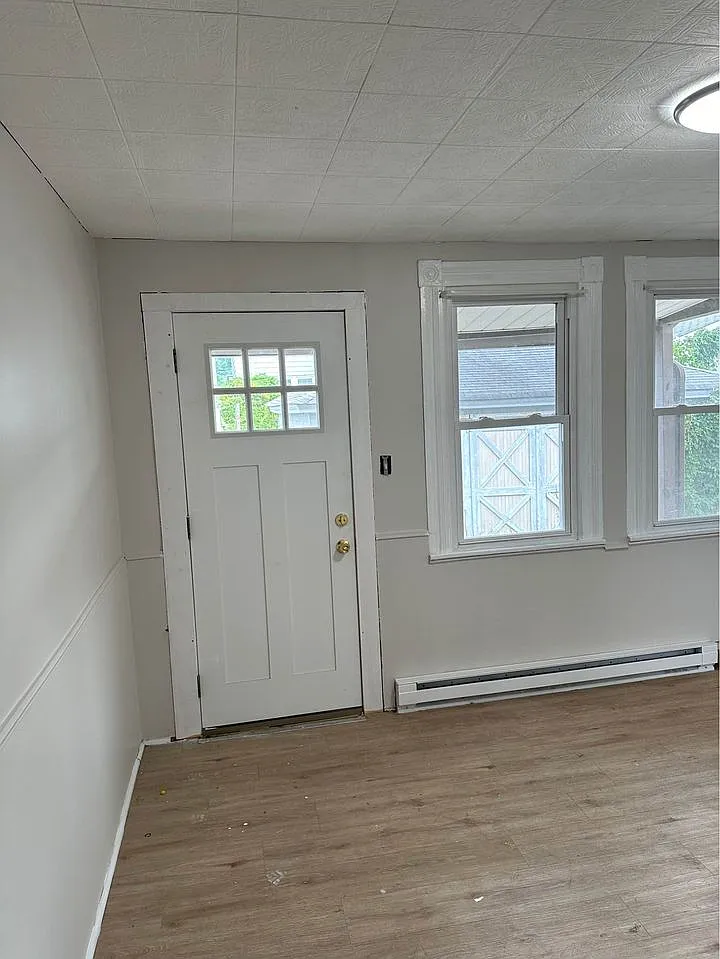 2 bed, 1000 sqft, $1,175 — Photo 4