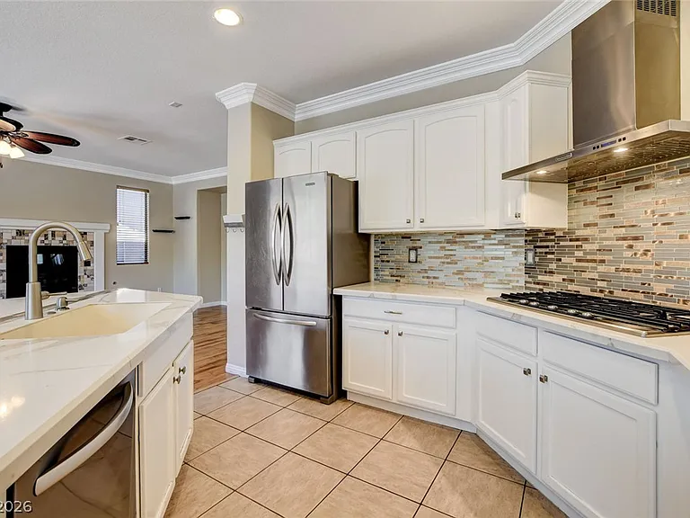 8917 Reindeer Lake St — Photo 21