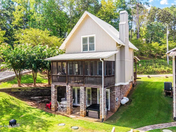 117 Cheyenne Ln, Dadeville, AL 36853