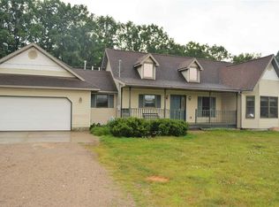 8718 E River Rd, Mt Pleasant, MI 48858