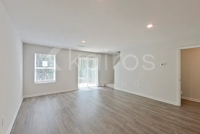 364 Ironwood Ct — Photo 3