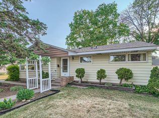 209 6th Ave SE, Osseo, MN 55369