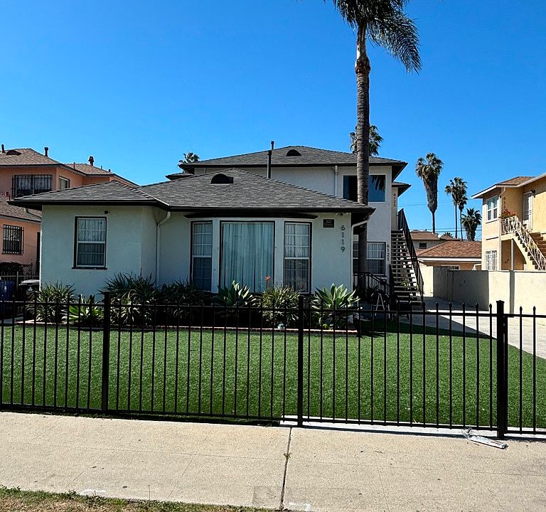 1st image of 6119 S Harvard Blvd #6123