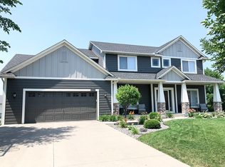 11422 Sawmill Curv, Woodbury, MN 55129