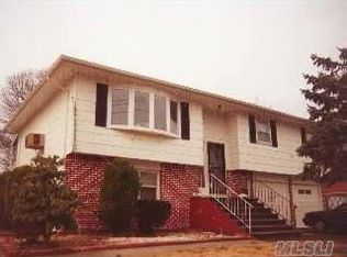 66 College Rd, Selden, NY 11784