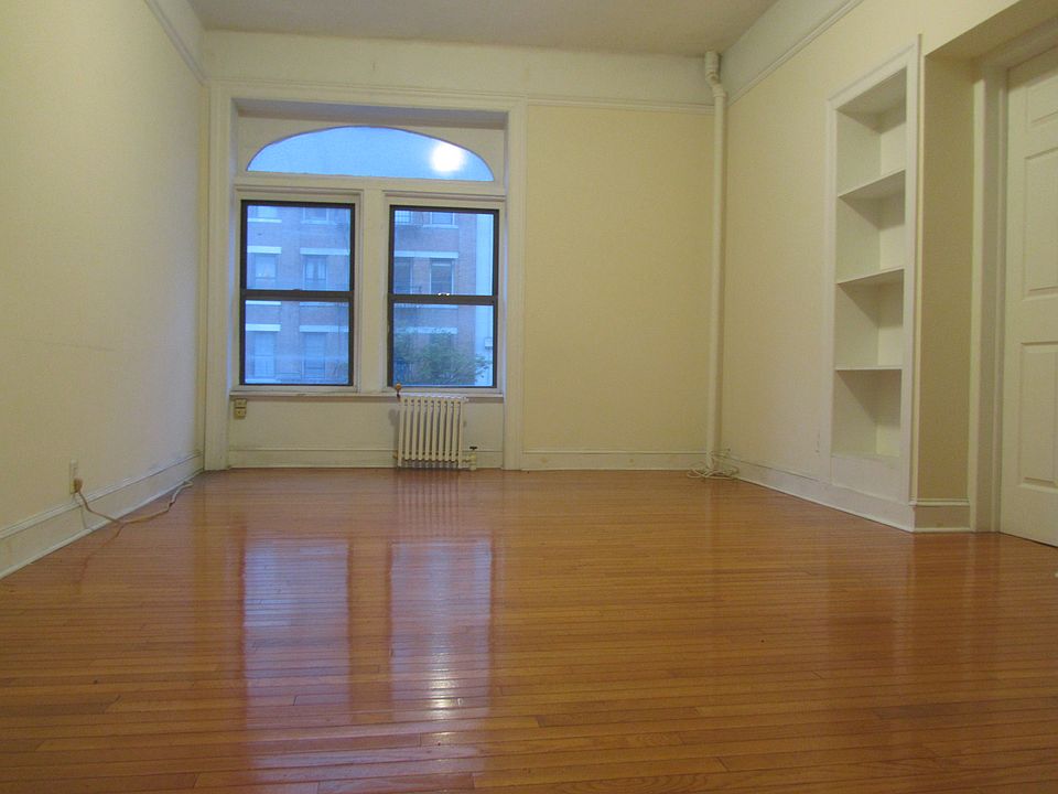 1st image of 175 W 81st St APT 2C