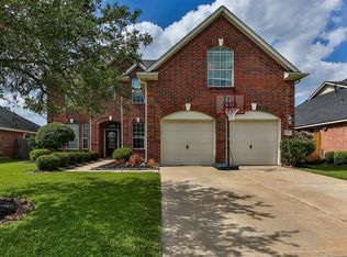 7603 Lakeside Manor Ln, Pearland, TX 77581