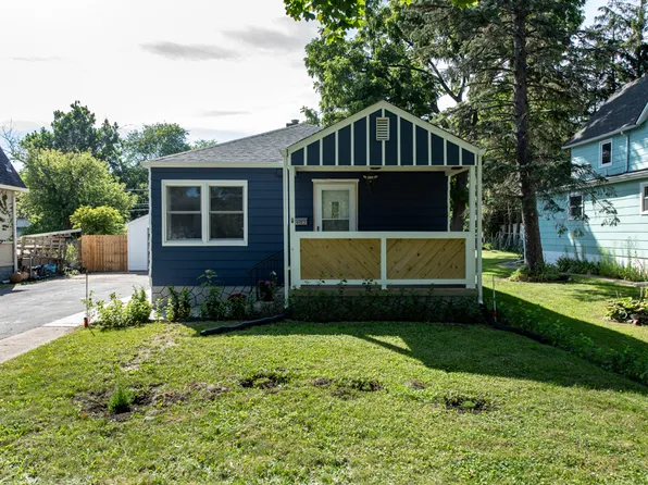 2912 Ezekiel Ave, Zion, IL 60099