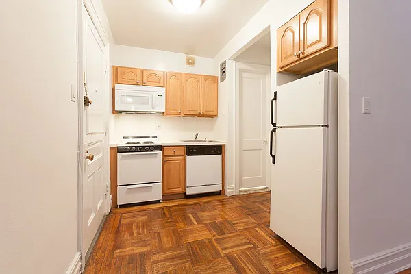 Rented by Berman Realty | media 5