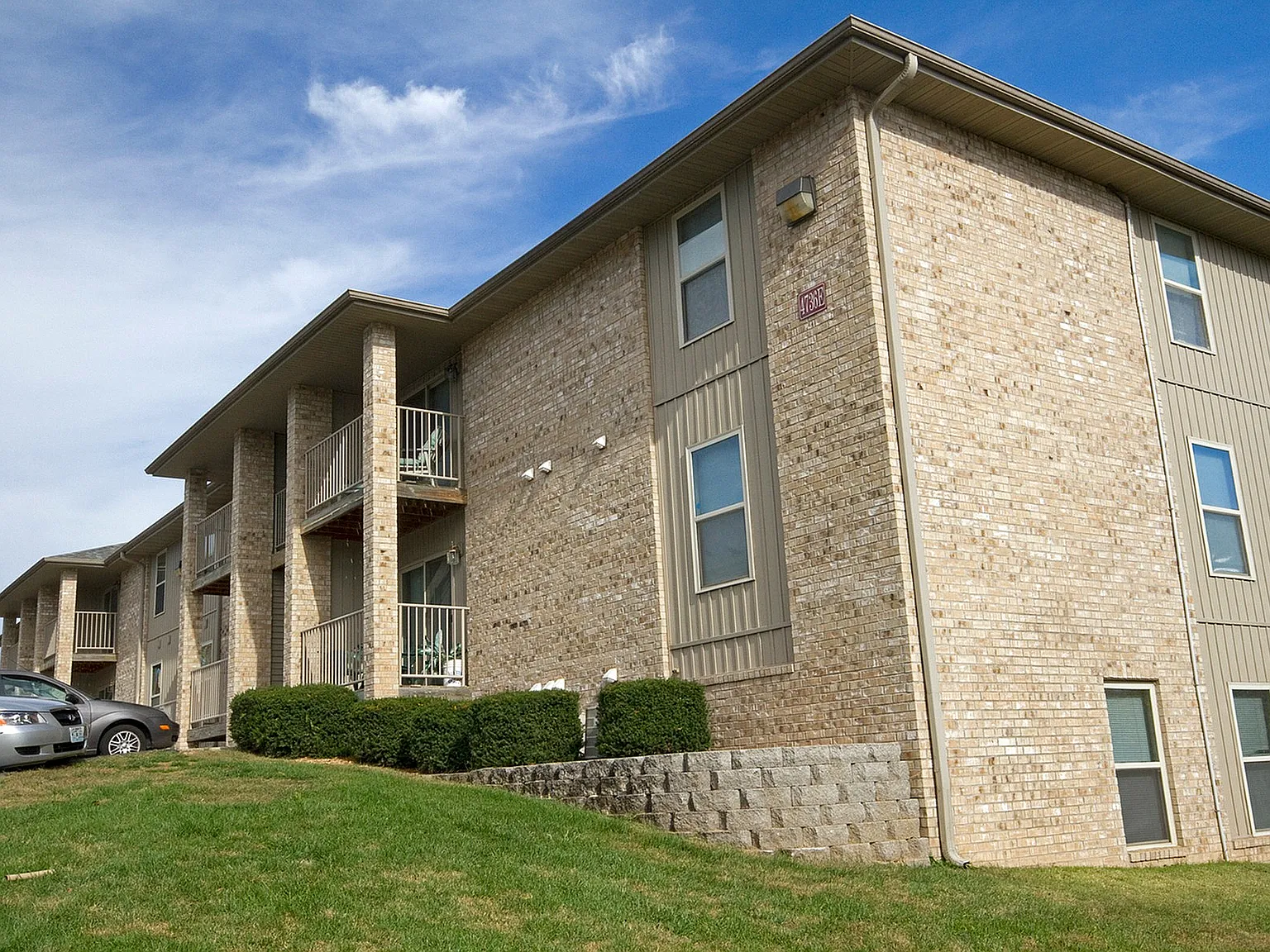 Lakewood Village — Photo 3