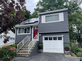 16 Ute Ave, Lake Hiawatha, NJ 07034