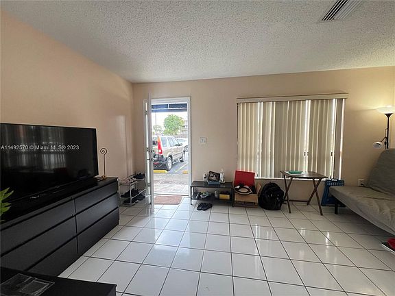 8430 NW 8th St APT B7, Miami, FL 33126 | MLS #A11492570 | Zillow