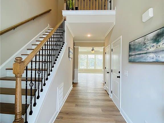 5th image of 6960 Diana Cir
