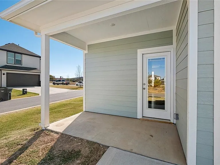 4790 Planetree St — Photo 23