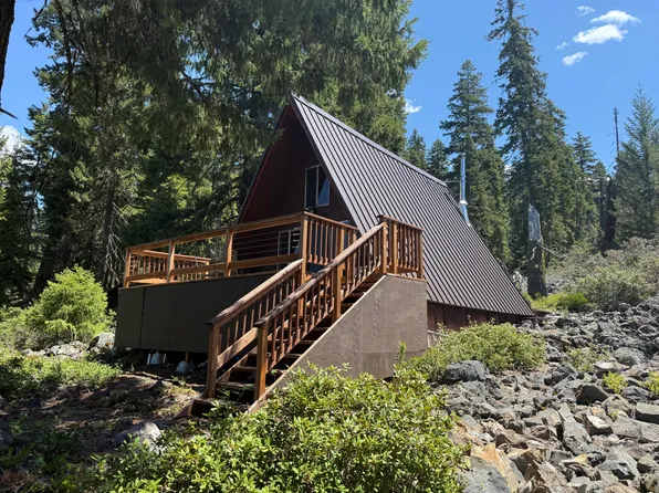 8 Fish Lake Tract #F, Ashland, OR 97520