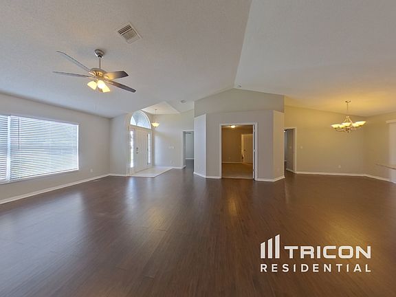3rd image of 5044 Pine Needle Dr