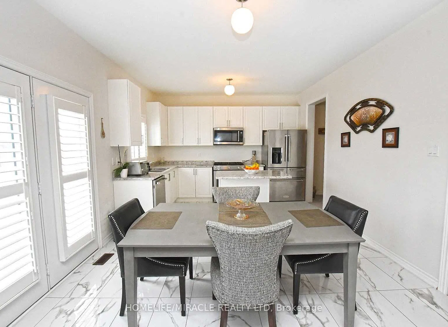 5 bed, $2,900 — Photo 3