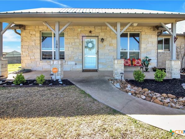104 Oak Stone Dr, Jarrell, TX 76537
