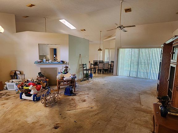 4th image of 2449 SE Rock Springs Drive