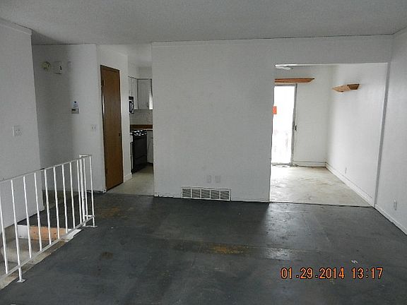 4th image of 3427 W Crown St