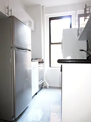 Rented by City Connections Realty | media 23