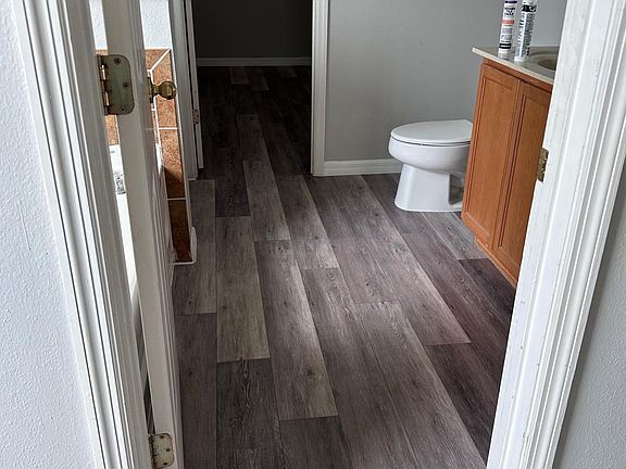 Master bedroom bathroom