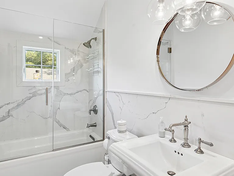 124 Underwood Dr — Photo 14