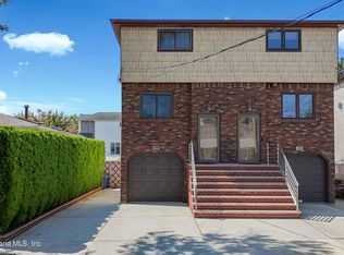 376 Adelaide Ave, Staten Island, NY 10306
