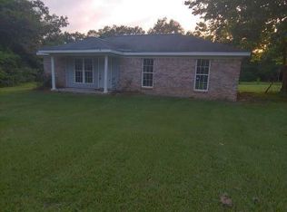 521 Oscar Lee Rd, Poplarville, MS 39470