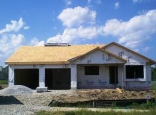 3958 E Maple St, Oak Creek, WI 53154