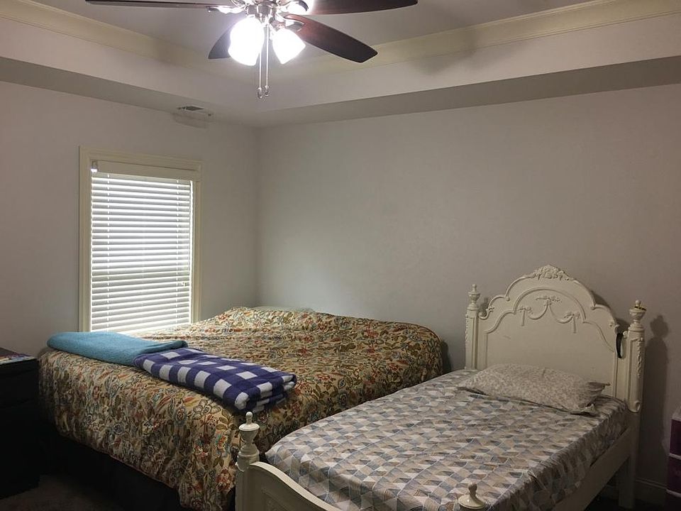 Bed room 1