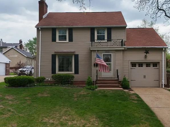 1422 Monument Rd NW, Canton, OH 44703