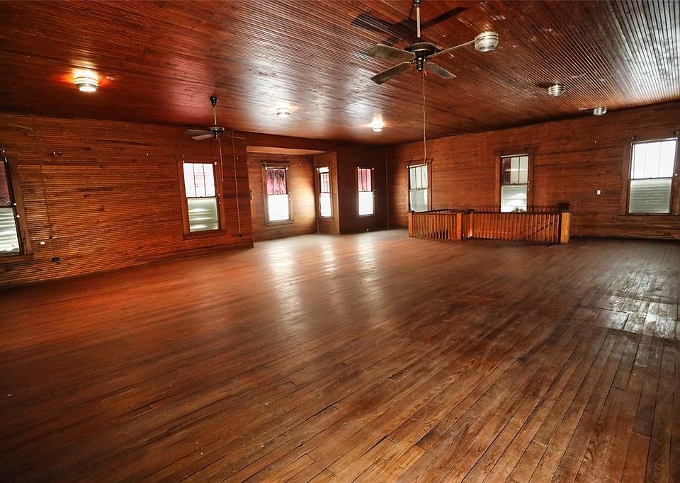 1st image of 1802 Market St