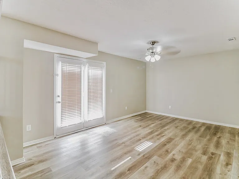 5831 S Clear Vista Dr — Photo 5