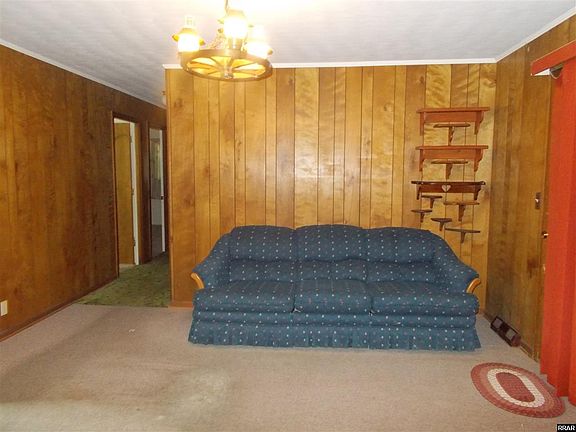 3rd image of 1726 Cottonwood Dr