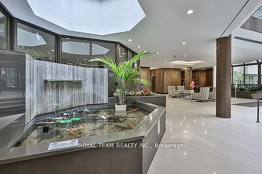 211 N Saint Patrick St S #Penthouse C-10 — Photo 5