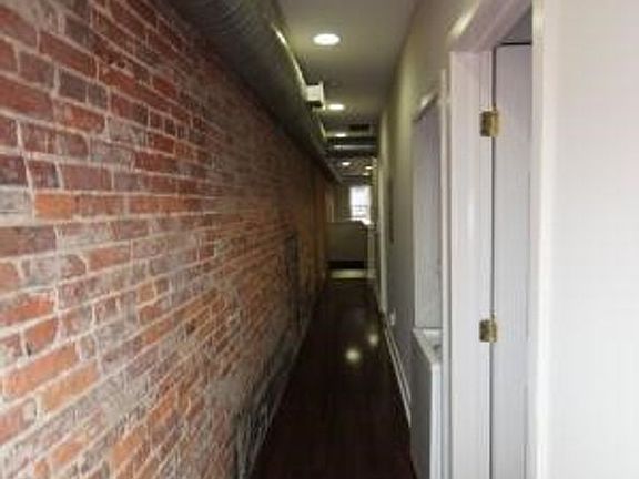 3rd image of 1511 Mifflin St Floor 2