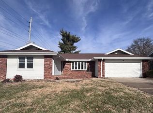 705 E Jewett St, Springfield, MO 65807