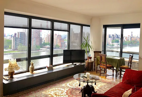 Sold by Douglas Elliman | media 15