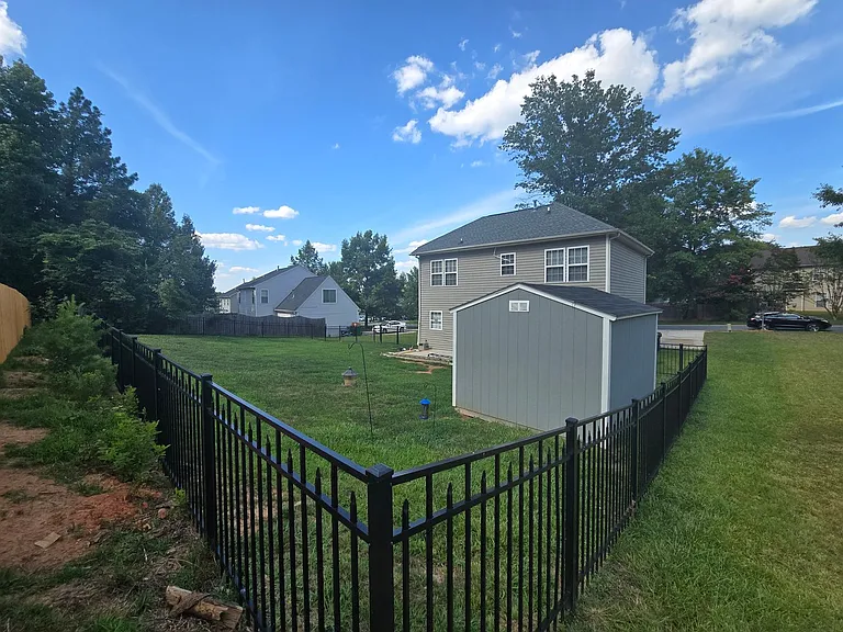8815 Korniv Dr — Photo 2