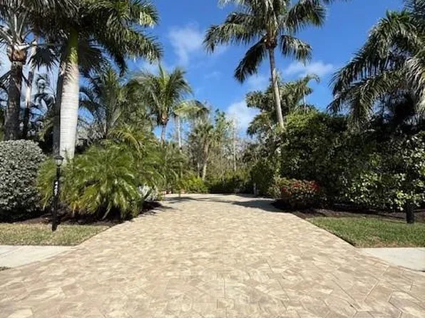 4407 Southern Breeze DR, NAPLES, FL 34114