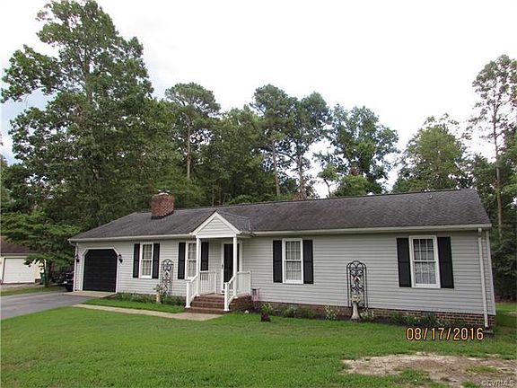 2nd image of 1917 Evanrude Ct
