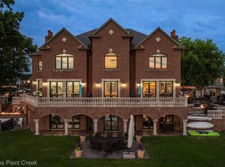 328 S Broadway St, Lake Orion, MI 48362