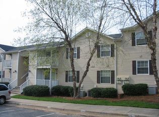 5627 E Hornaday Rd, Greensboro, NC 27409