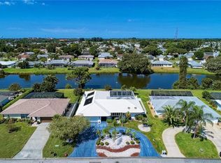 1235 Waterside Ln, Venice, FL 34285