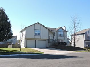 31321 W 172nd St, Gardner, KS 66030