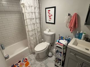 129 Fulton St #4, Boston, MA 02109